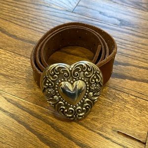 GUESS Genuine Leather Brown Size Small Belt - Heart Buckle